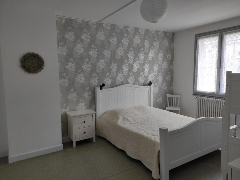 Tulipe, Appartement 5 Personnes, Entre Sancy Et Volcans D'Auvergne Orcival Exterior foto